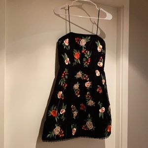Alice + Olivia Launa Embroidered Dress in Black